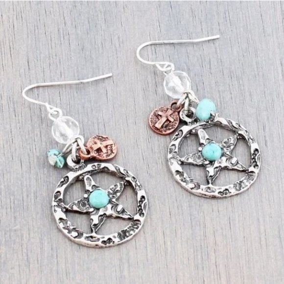 Two-Tone Western Star Earrings - Picture 1 of 2